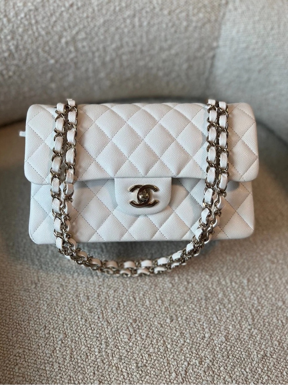 CHANEL White Quilted Double Flap Shoulder Bag with Silver Chain